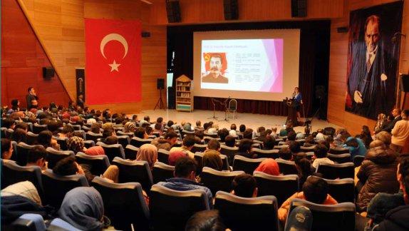 "Kazakistan ve Ahmet Yesevi" Konulu Konferans Düzenlendi
