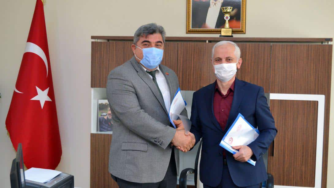 Gümüşhane Üniversitesi İle Gümüşhane İl Milli Eğitim Müdürlüğü Arasında Sosyal Ve Bilimsel İşbirliği Protokolü İmzalandı 