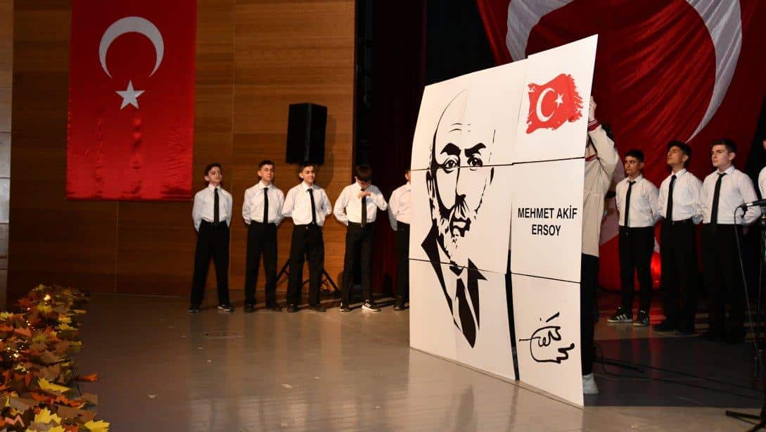 12 Mart İstiklal Marşı'nın Kabulünün 103. Yıldönümü ve Mehmet Akif Ersoy'u Anma Günü kutlandı.